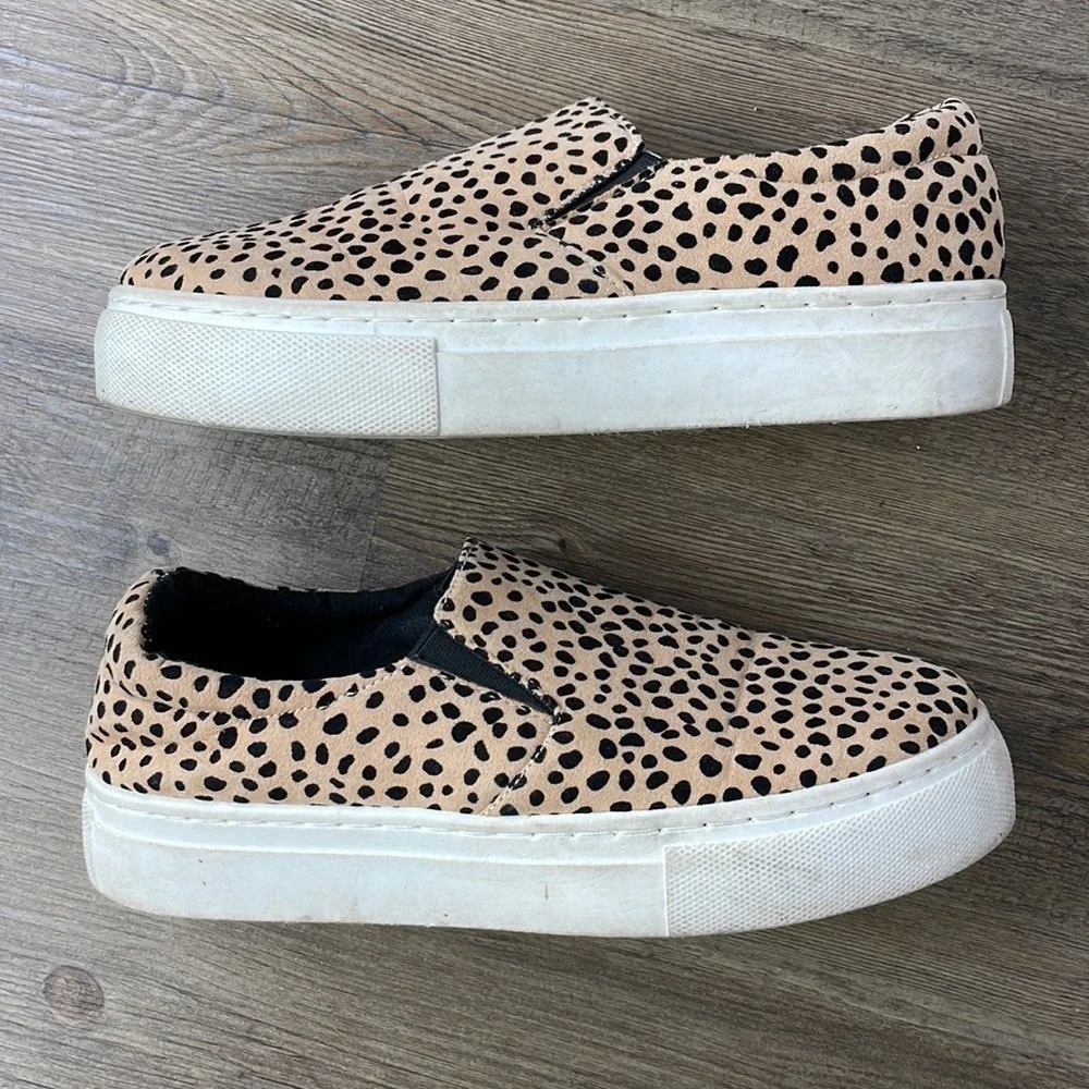 Qupid Women’s Platform Casual Animal Print Slip On Shoes-Leopard Print, size 8 - Picture 2 of 7